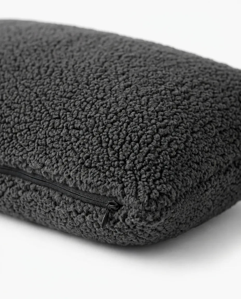 Ländkudde med sherpaöverdrag – ryggstöd för kontoret, soffan och sängen – produktbild 6