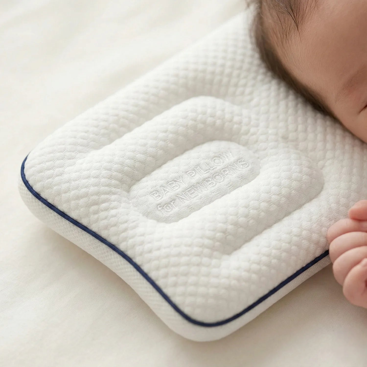 Mysig och praktisk babykudde